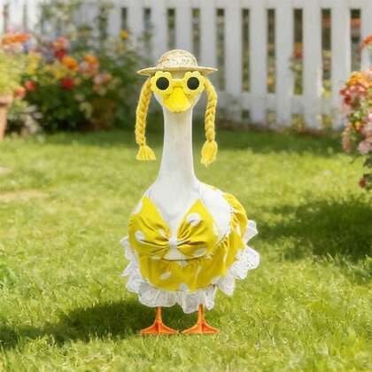 PORCH GEESE AND HIGHLAND COW - JUNE 27TH - 3:00 PM