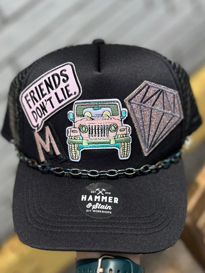 TRUCKER HAT BAR